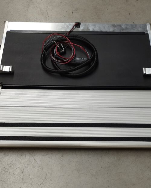 Thule Slide-Out Step G2 12V Ducato, Jumper, Boxer Euro 6d-Temp 700 aluminium - B-Ware!